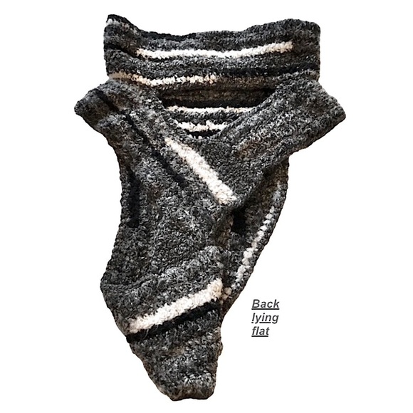 *NEW CHUNKY COWL, HIGHLAND WRAP, HUNTRESS SASH, GRAY/BLACK/WHITE - Picture 4 of 8
